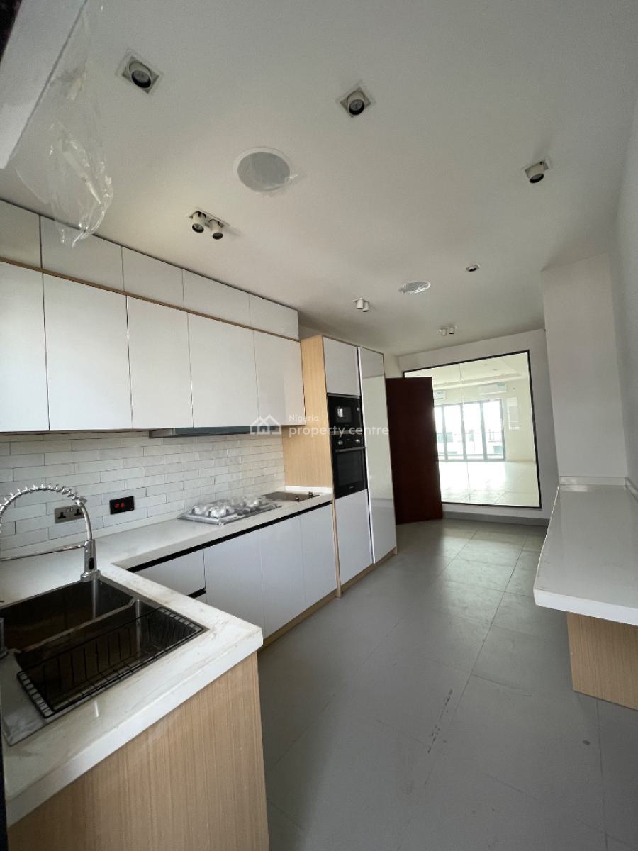 Well Built 3 Bedroom Apartment with Bq, Onikoyi, Ikoyi, Lagos, Flat / Apartment for Rent