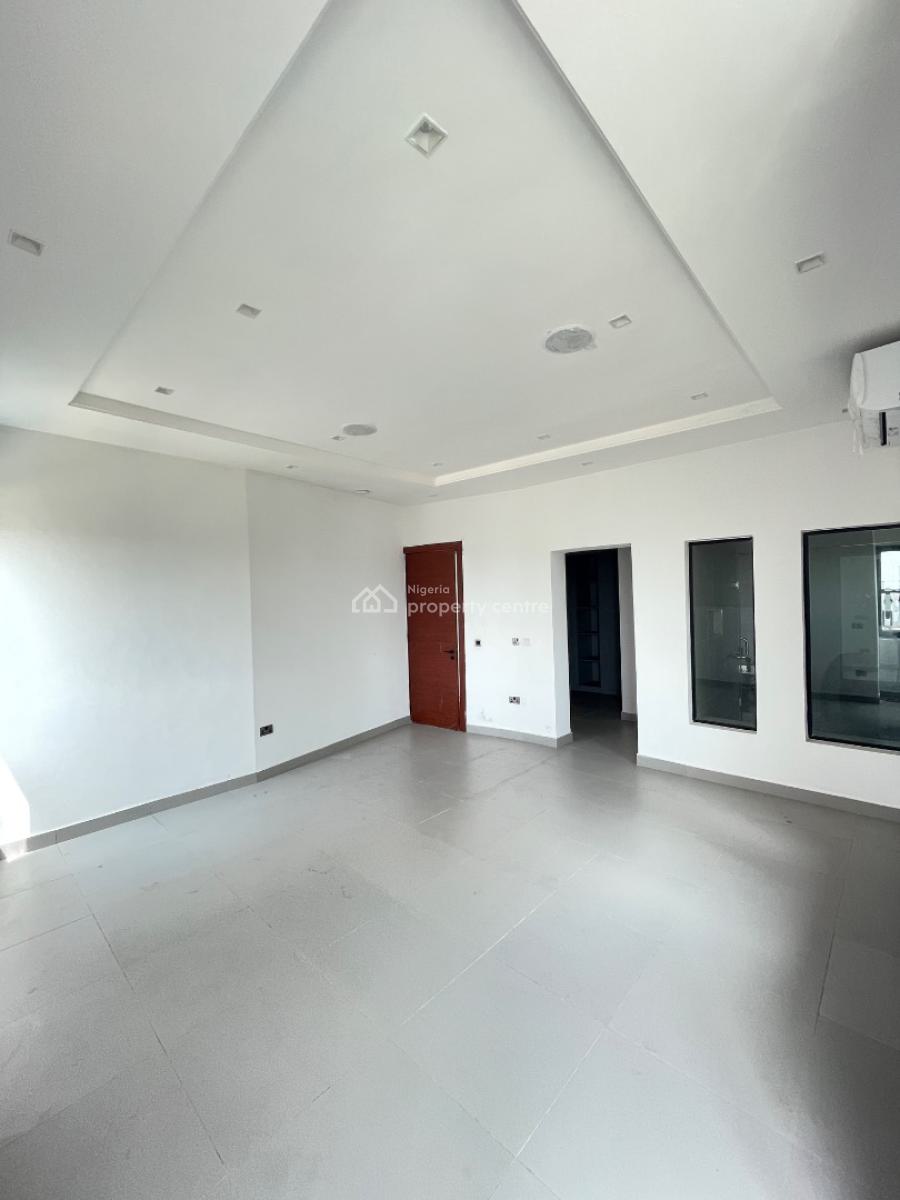 Well Built 3 Bedroom Apartment with Bq, Onikoyi, Ikoyi, Lagos, Flat / Apartment for Rent