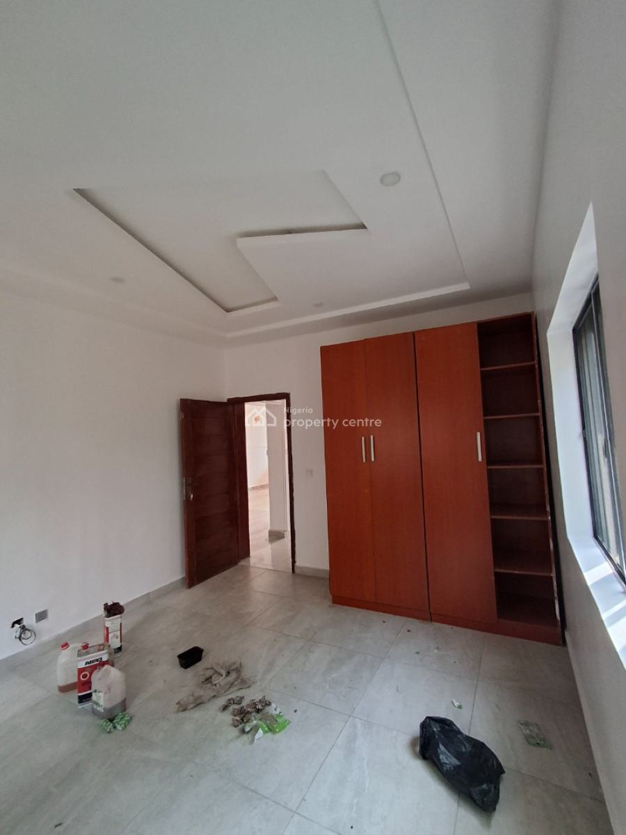 2bedroom Apartment, in a Well-secured Estate, Ikate Elegushi, Lekki, Lagos, Flat / Apartment for Rent