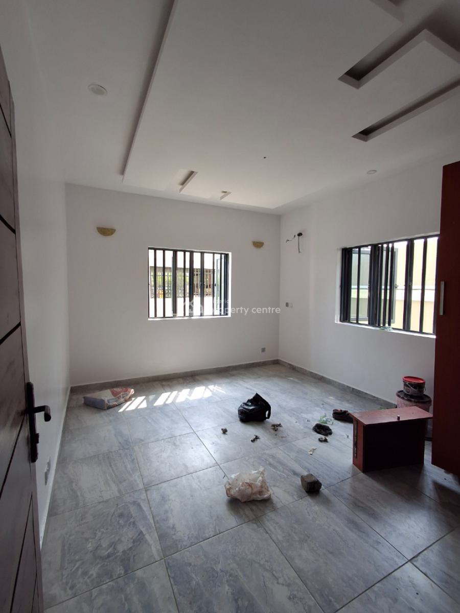 2bedroom Apartment, in a Well-secured Estate, Ikate Elegushi, Lekki, Lagos, Flat / Apartment for Rent