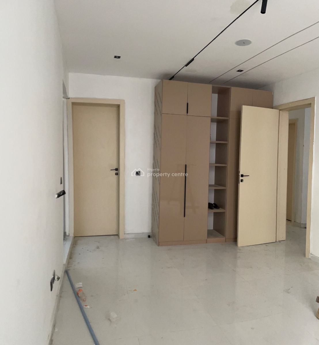 5 Bedroom Luxurious Fully Detached Duplex, Hampton Lake Estate, Chevron Drive, Alternative Route, Lekki, Lagos, Detached Duplex for Sale