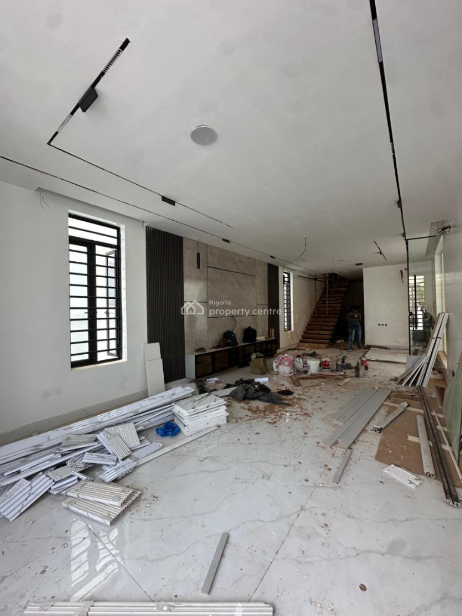 Spacious Massive Luxury 5bedroom Fully Detached, Secure Estate on Admiralty Wey Lekki Phase One, Lekki Phase 1, Lekki, Lagos, Detached Duplex for Sale