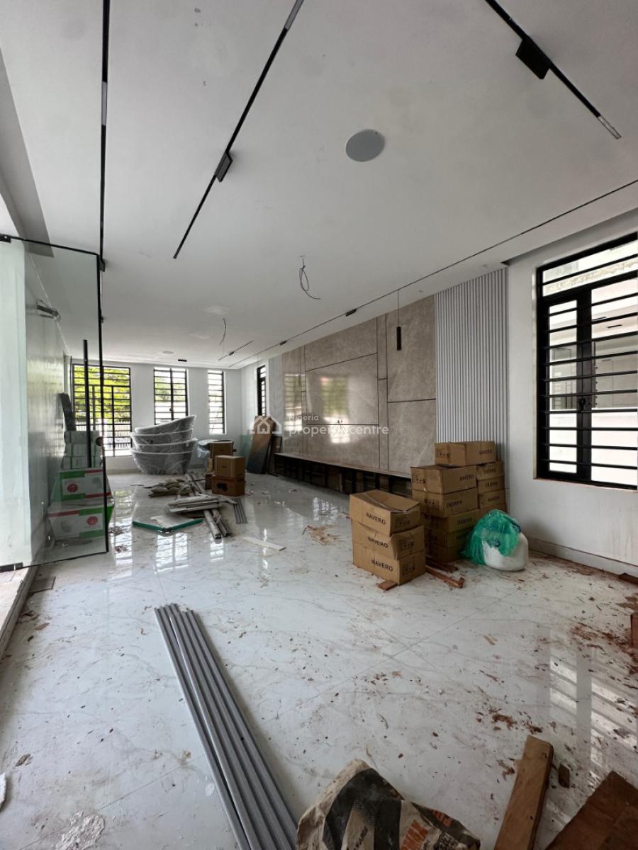 Spacious Massive Luxury 5bedroom Fully Detached, Secure Estate on Admiralty Wey Lekki Phase One, Lekki Phase 1, Lekki, Lagos, Detached Duplex for Sale