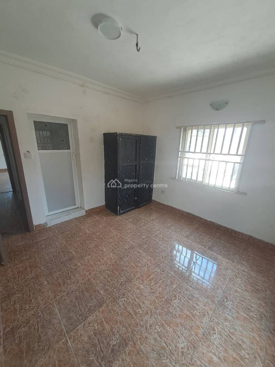 3 Bedroom Flat, Gra Phase 1, Magodo, Lagos, Flat / Apartment for Rent