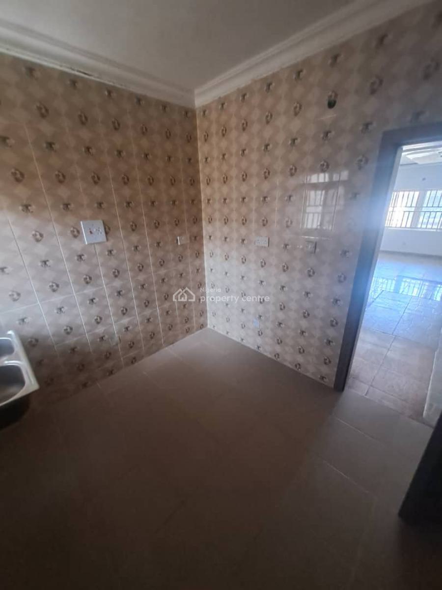 3 Bedroom Flat, Gra Phase 1, Magodo, Lagos, Flat / Apartment for Rent