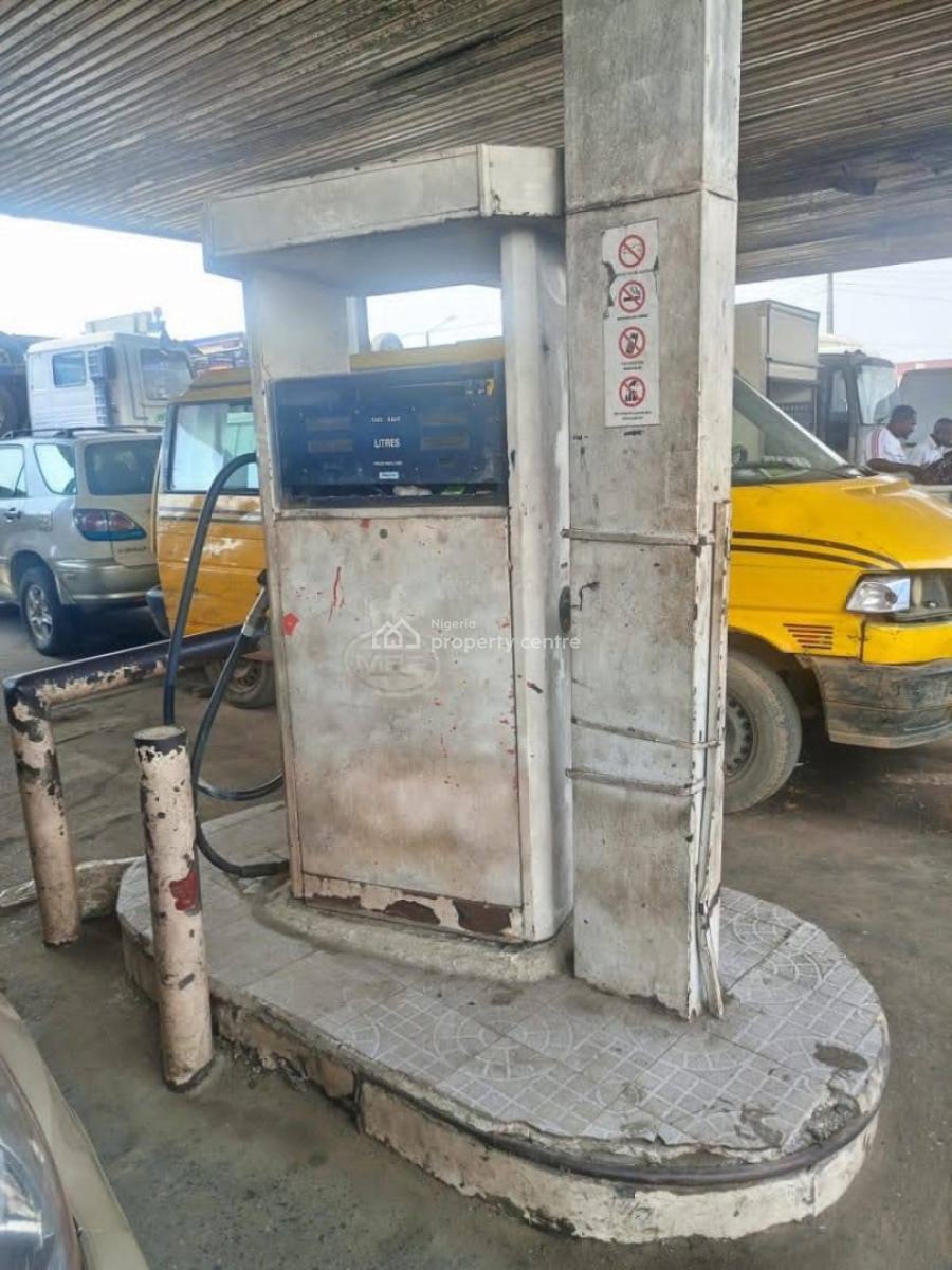 Commercial Service Station on 7,700sqm, Ijeshatedo, Surulere, Lagos, Filling Station for Sale