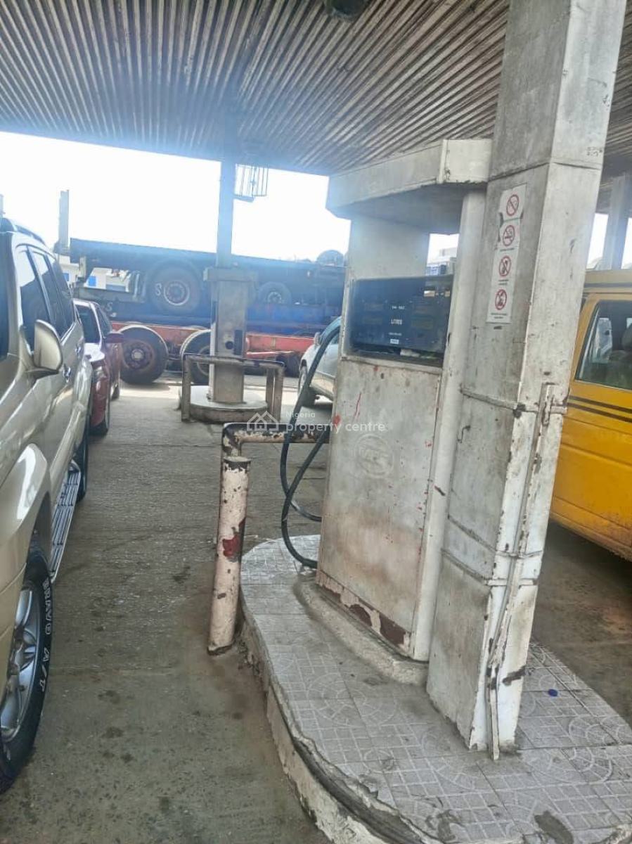 Commercial Service Station on 7,700sqm, Ijeshatedo, Surulere, Lagos, Filling Station for Sale