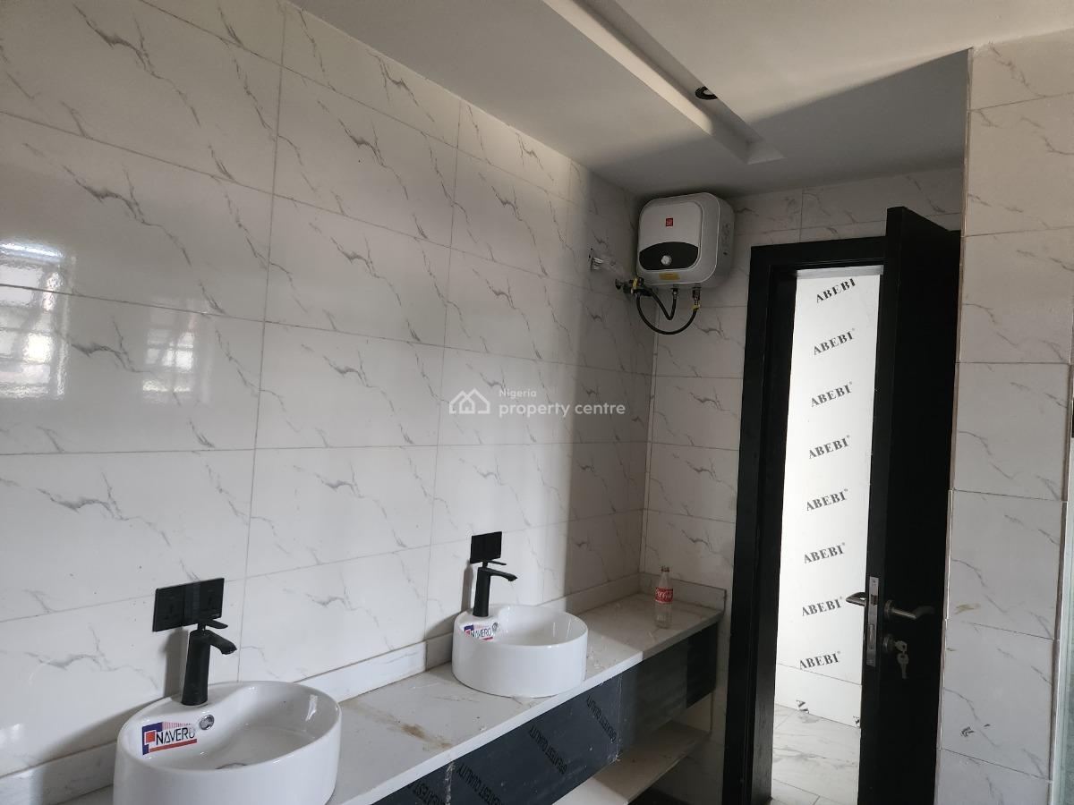 Spacious 4 Bedroom Home, Ileri Residence, Jericho, Ibadan, Oyo, Detached Duplex for Sale