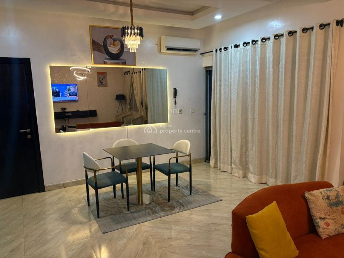 Beautiful 2 Bedrooms Apartment, Lekki Road, Ikate, Lekki, Lagos, Flat / Apartment Short Let