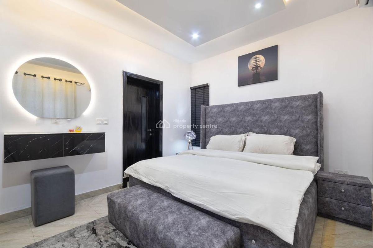 Beautiful 2 Bedrooms Apartment, Lekki Road, Ikate, Lekki, Lagos, Flat / Apartment Short Let