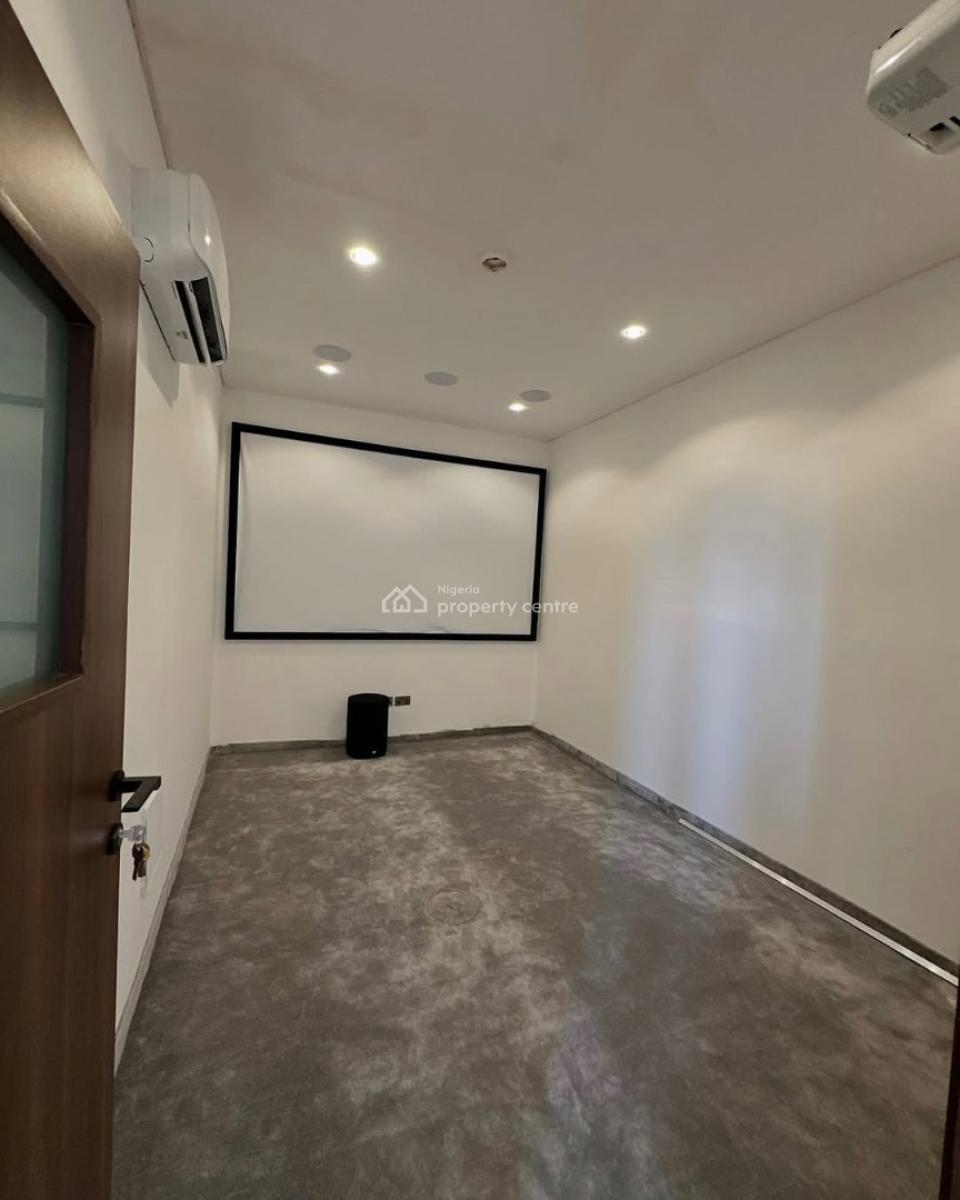 Minimalism Meets Prestige in Pinnock Beach Estate, Osapa, Lekki, Lagos, Detached Duplex for Sale