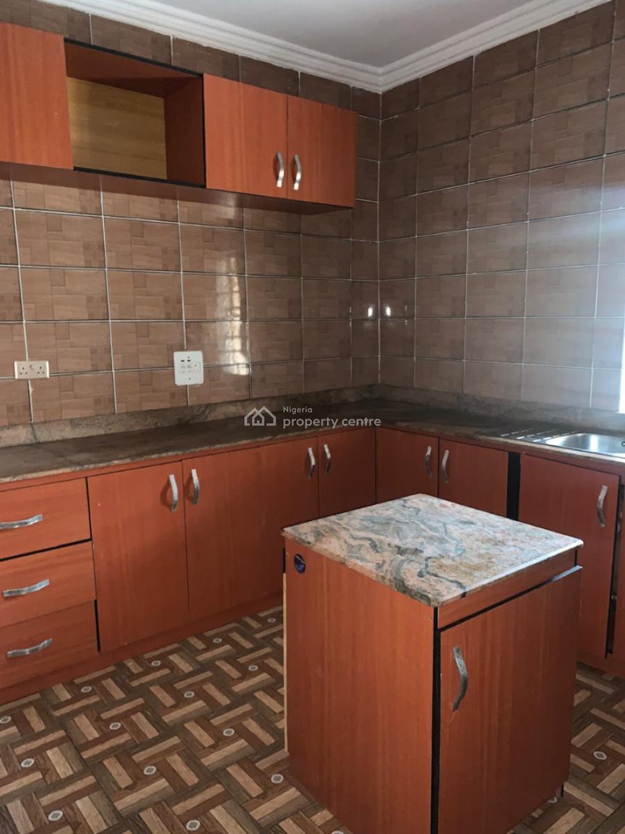 3 Bedroom Flat, Coastal Road, Okun-ajah, Ajah, Lagos, Flat / Apartment for Rent