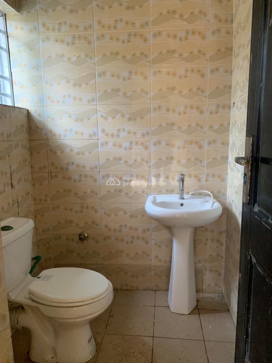 3 Bedroom Flat, Coastal Road, Okun-ajah, Ajah, Lagos, Flat / Apartment for Rent
