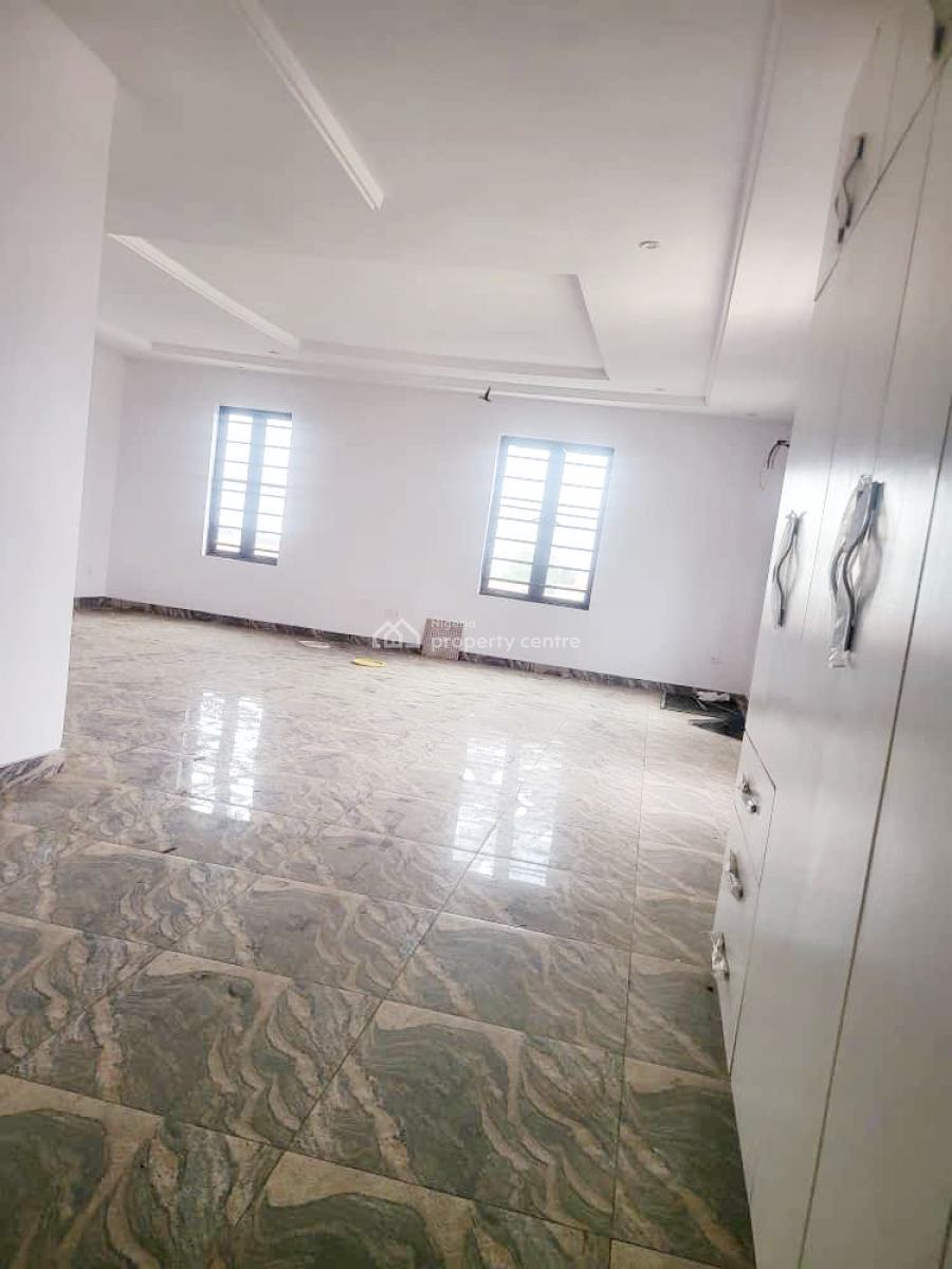 a Well Maintained Spacious 5 Bedroom Fully Detached Duplex, Gra Phase 2, Magodo, Lagos, Detached Duplex for Rent