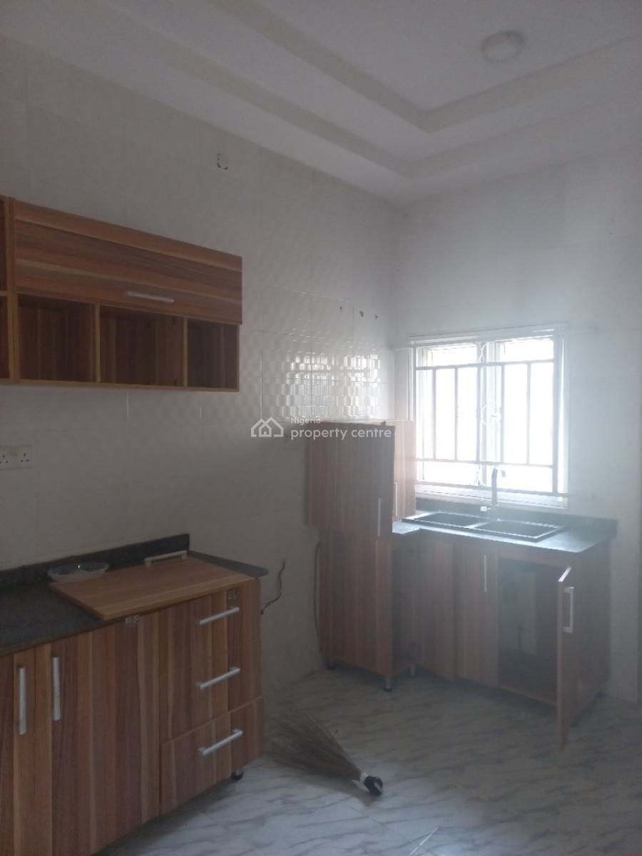 Well Maintained 2 Bedroom with Bq, Eleganza Gardens at Vgc Bus Stop, Vgc, Lekki, Lagos, Flat / Apartment for Rent