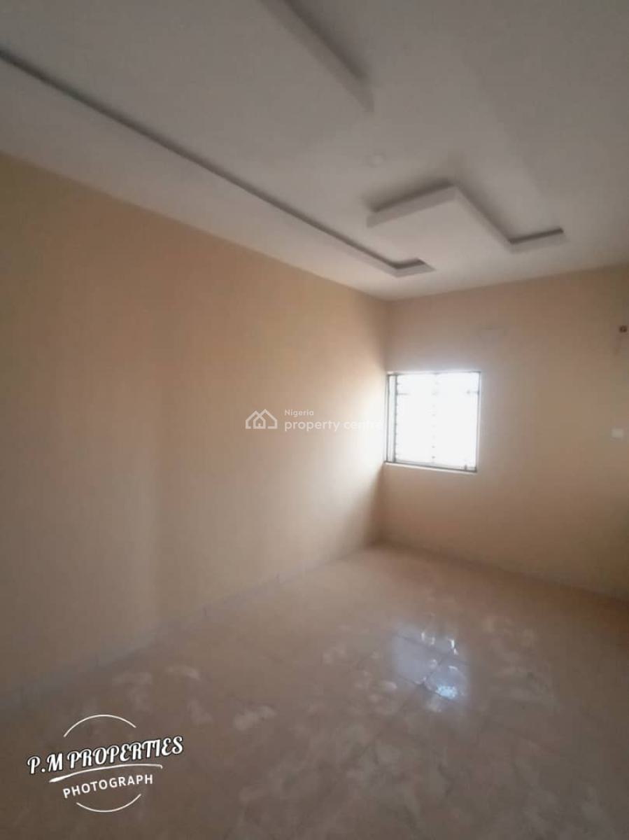 2bedroom Flat at Magboro, Magboro, Magboro, Ogun, Flat / Apartment for Rent