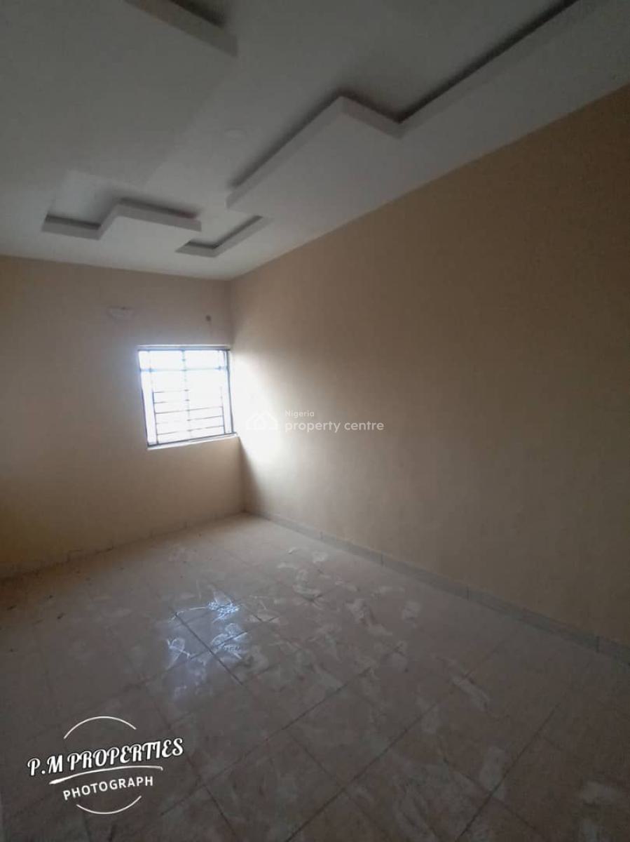 2bedroom Flat at Magboro, Magboro, Magboro, Ogun, Flat / Apartment for Rent