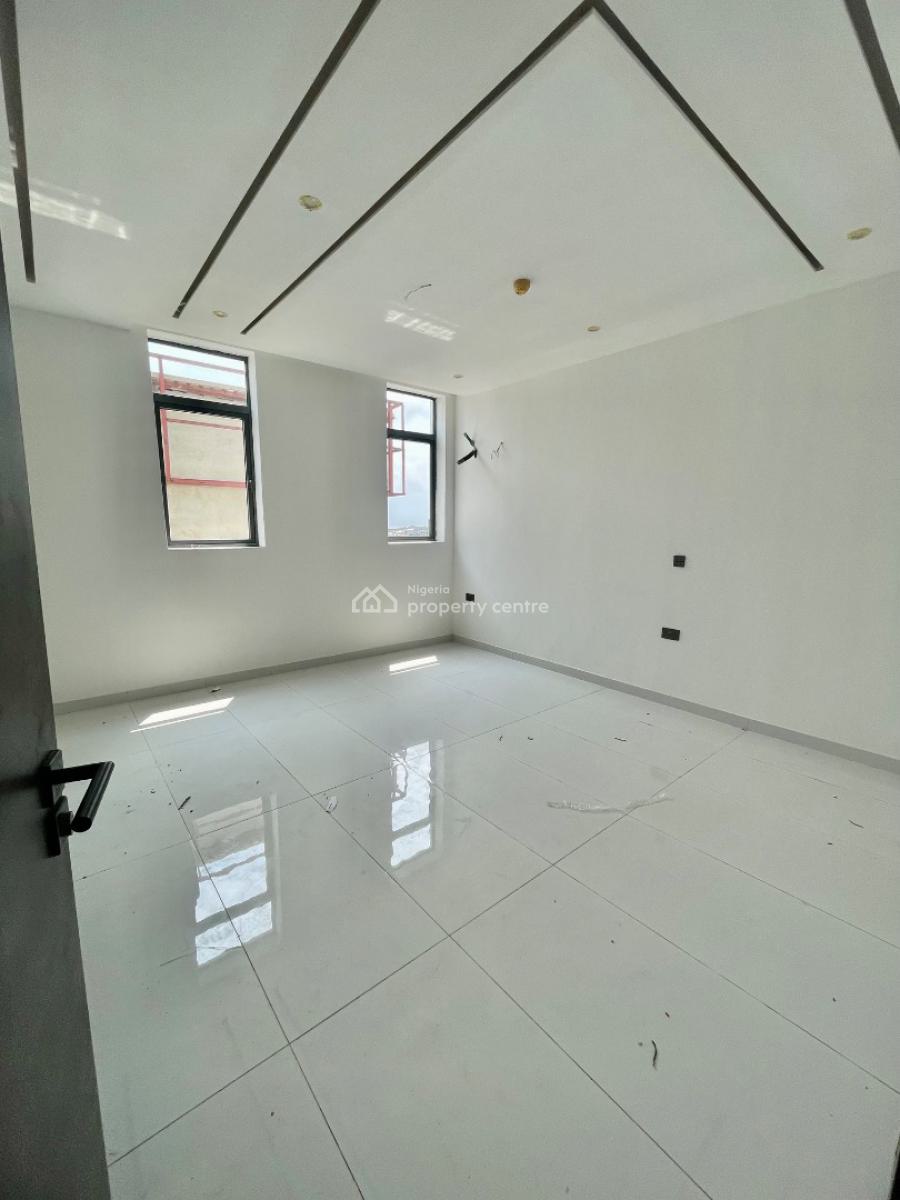 Luxury 3 Bedroom Apartment with Elevator, Lekki Phase 1, Lekki, Lagos, Flat / Apartment for Sale