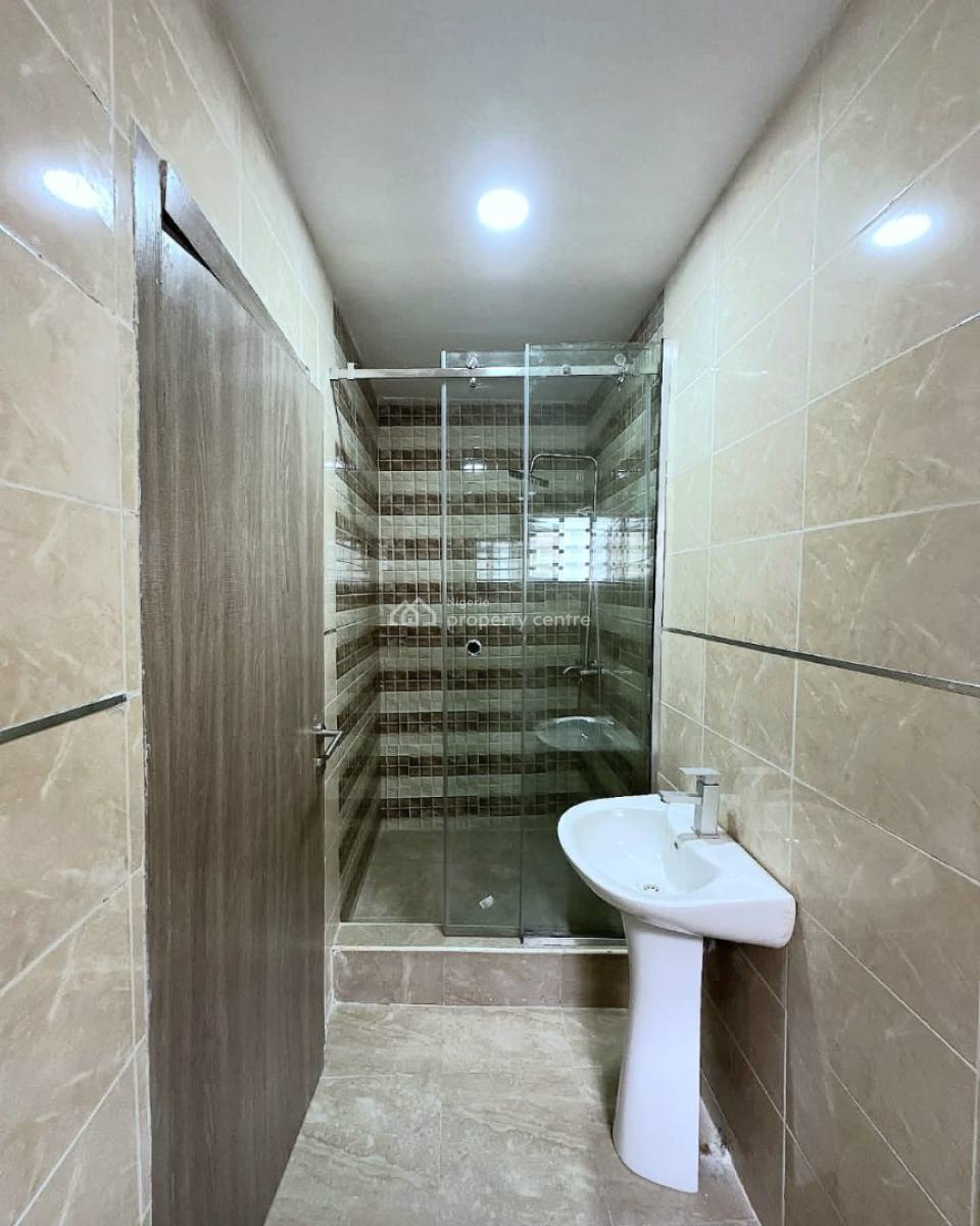 Spacious 4-bedroom Terrace Duplex + Bq with Pool, Ologolo, Lekki, Lagos, Terraced Duplex for Rent