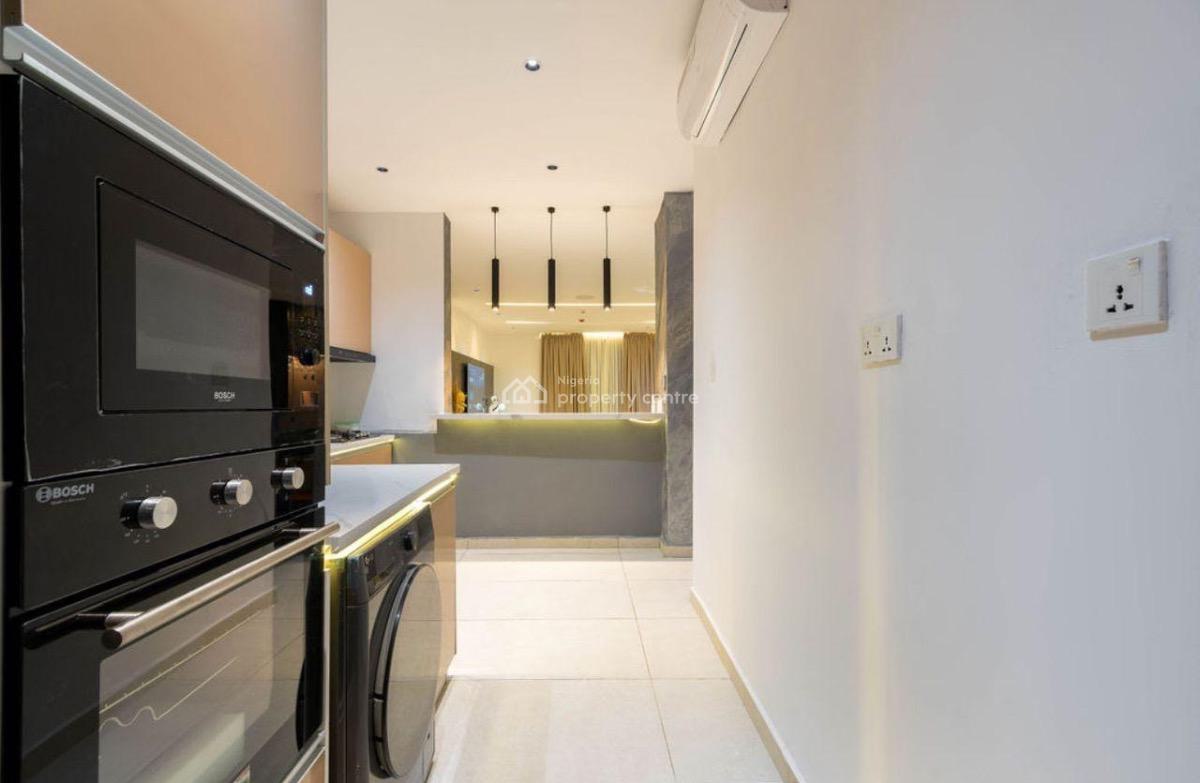Beautiful 2 Bedroom Apartment, Lekki Phase 1, Lekki, Lagos, Flat / Apartment Short Let