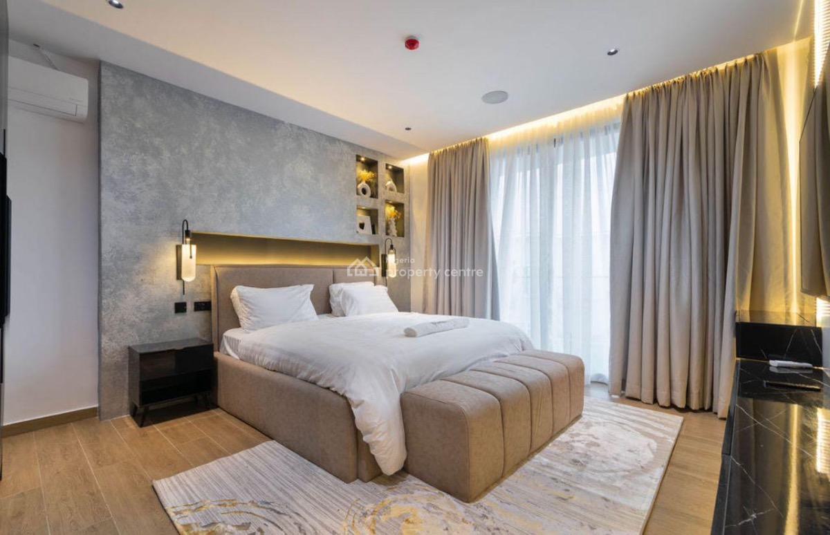 Beautiful 2 Bedroom Apartment, Lekki Phase 1, Lekki, Lagos, Flat / Apartment Short Let