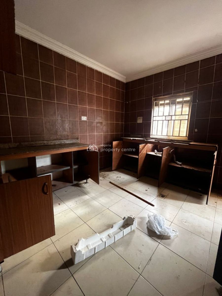 Spacious Three Bedroom Flat, Katampe (main), Katampe, Abuja, Flat / Apartment for Rent