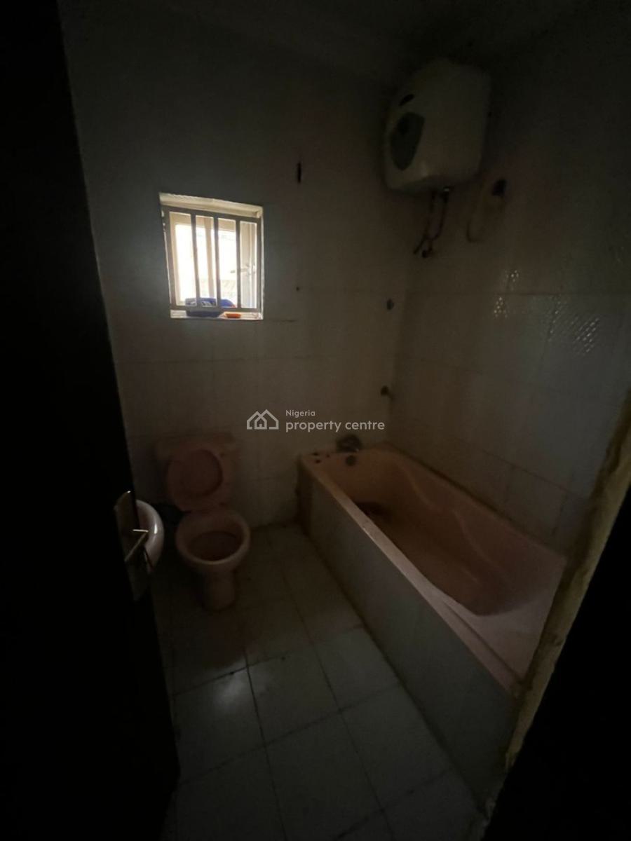 Spacious Three Bedroom Flat, Katampe (main), Katampe, Abuja, Flat / Apartment for Rent