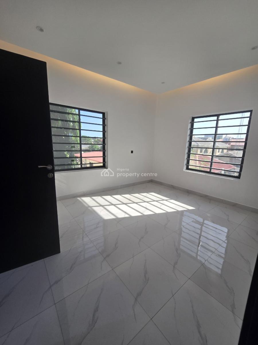 Stylish, Fully Serviced 2 Apartments, Lekki Phase 1, Lekki, Lagos, Flat / Apartment for Sale