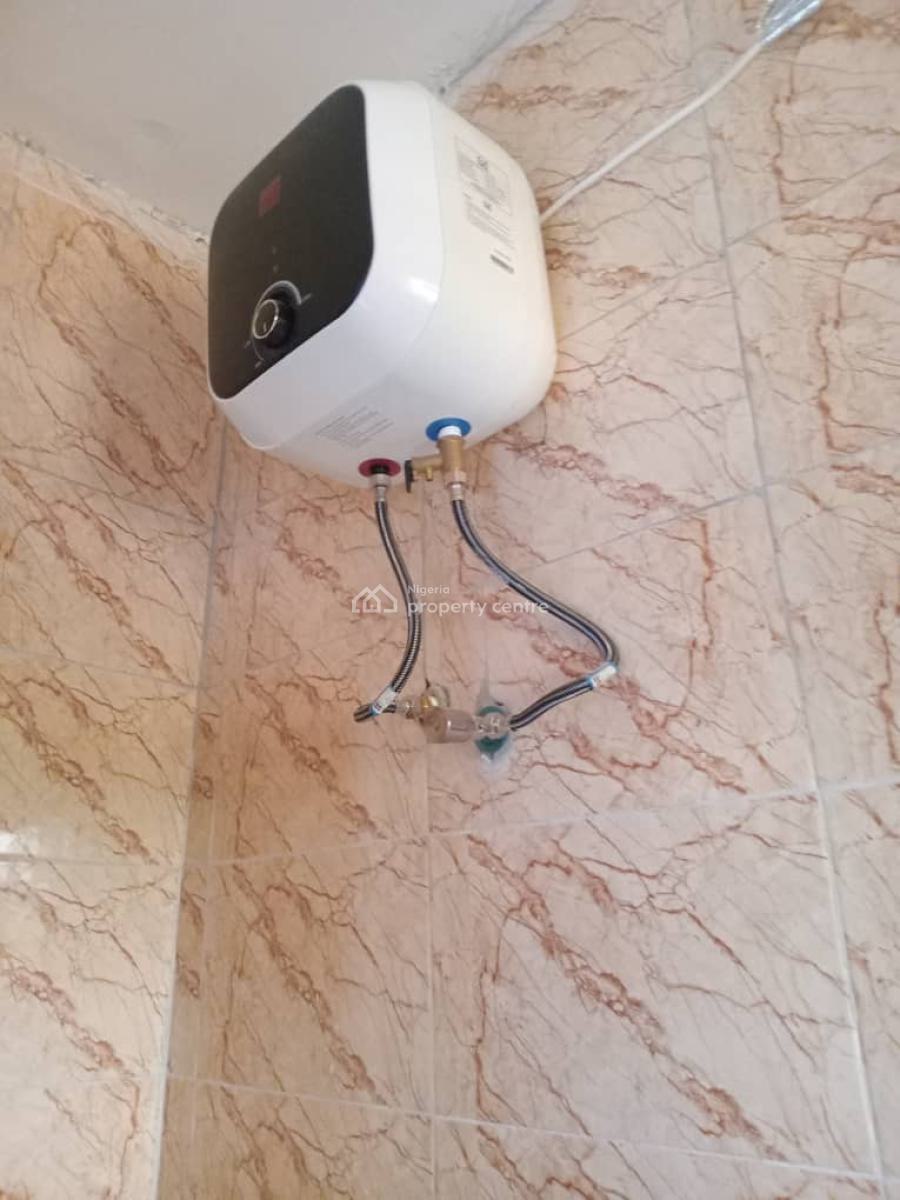Spacious 2 Bedroom Apartment, Badore, Ajah, Lagos, Flat / Apartment for Rent
