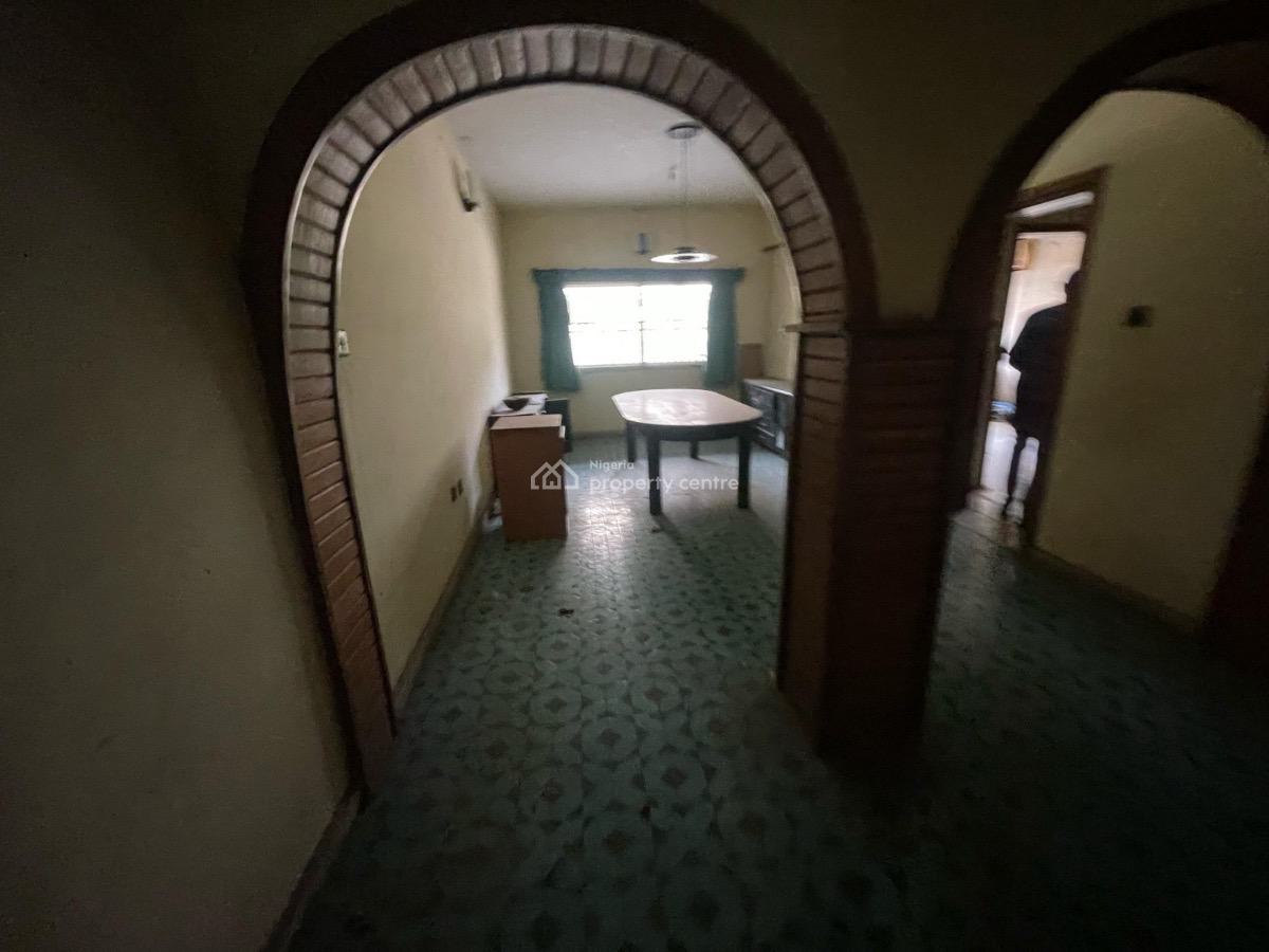 7-bedroom Semi-detached House with 3-room Service Quarters, Gbagada, Lagos, Detached Duplex for Rent