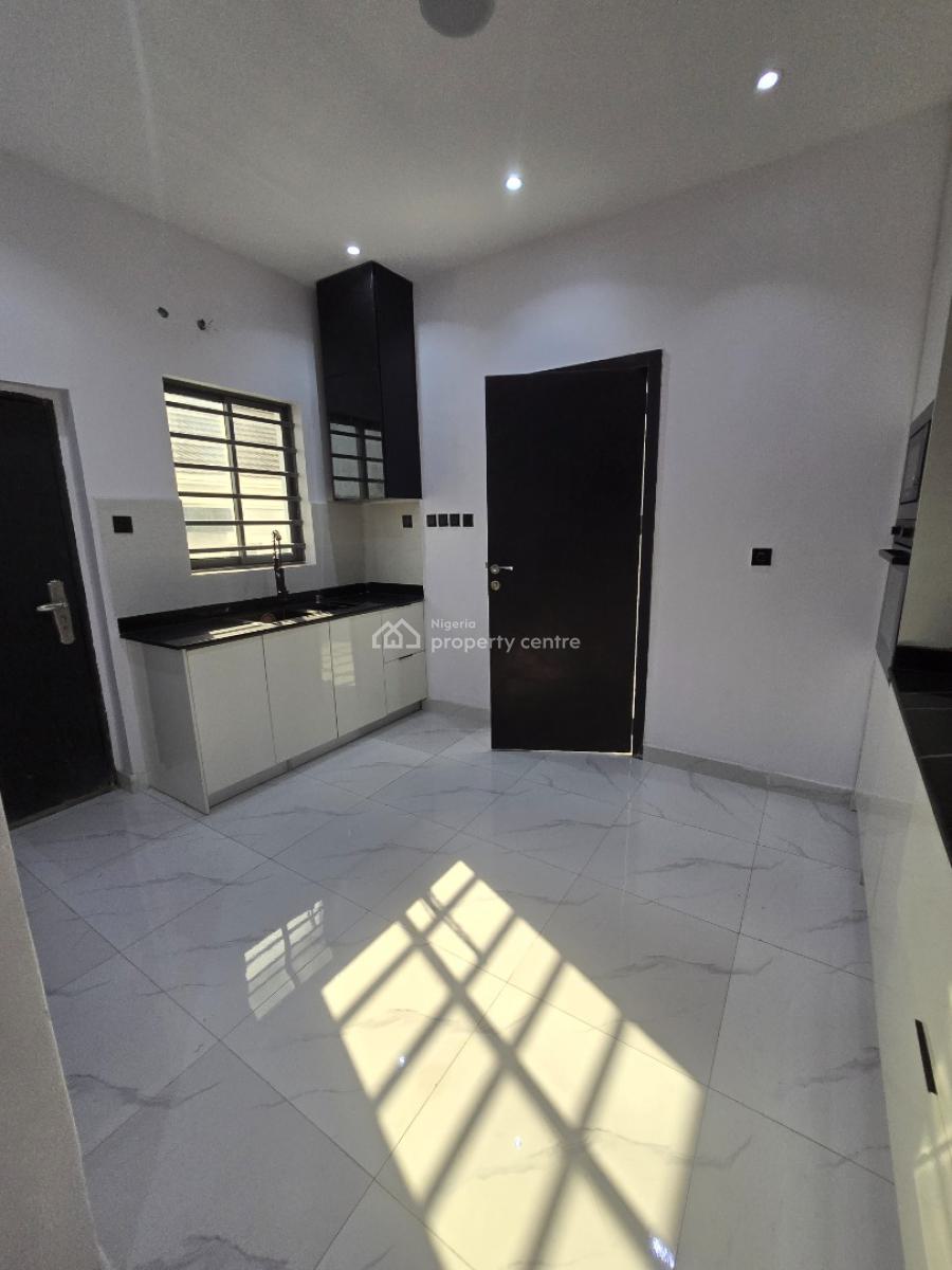 Stylish, Fully Serviced 3 Bedroom Apartments, Lekki Phase 1, Lekki, Lagos, Flat / Apartment for Sale
