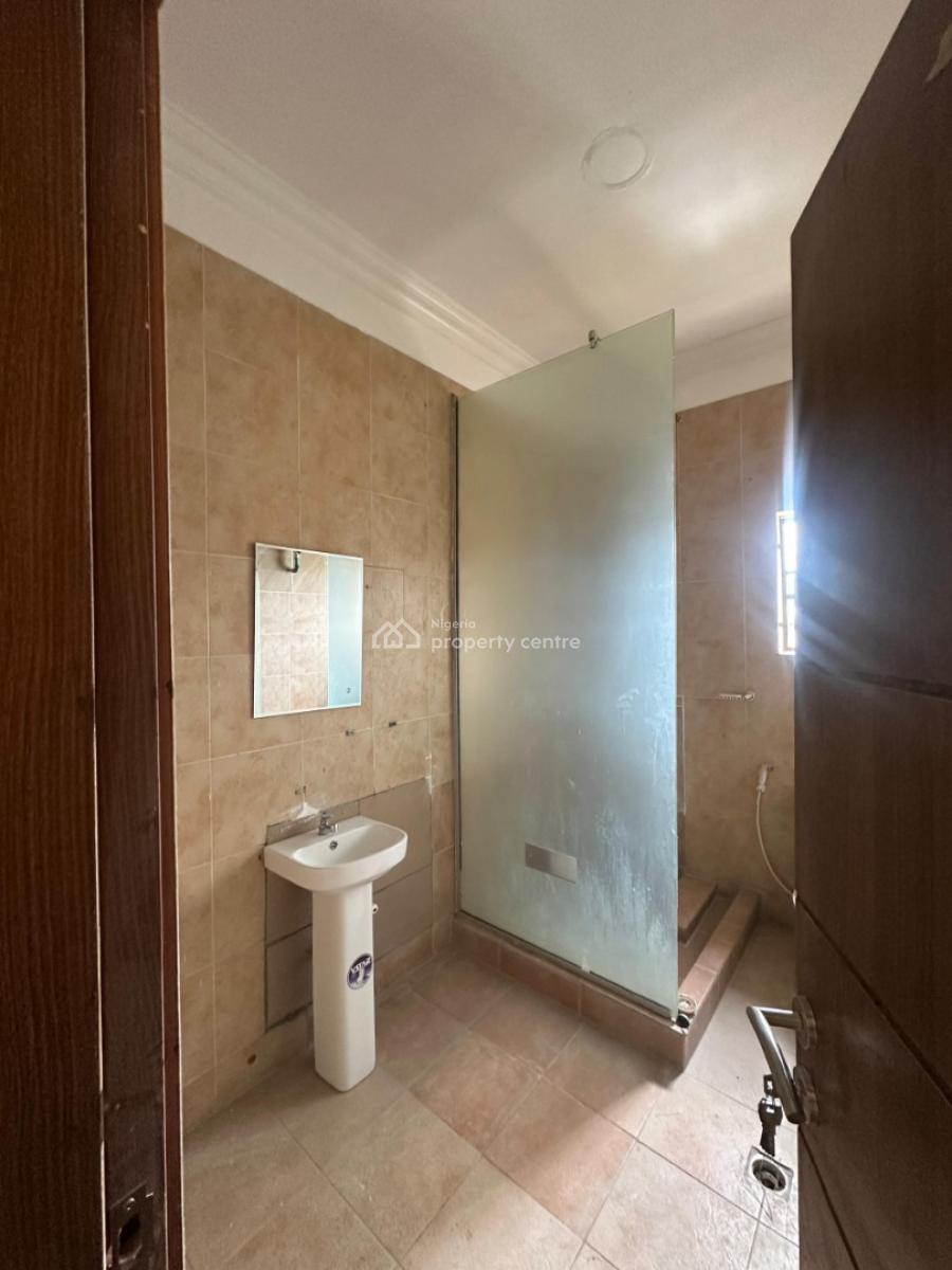 4-bedroom Detached House with a Miniflat Chalet, Lekki Phase 1, Lekki, Lagos, Detached Duplex for Rent