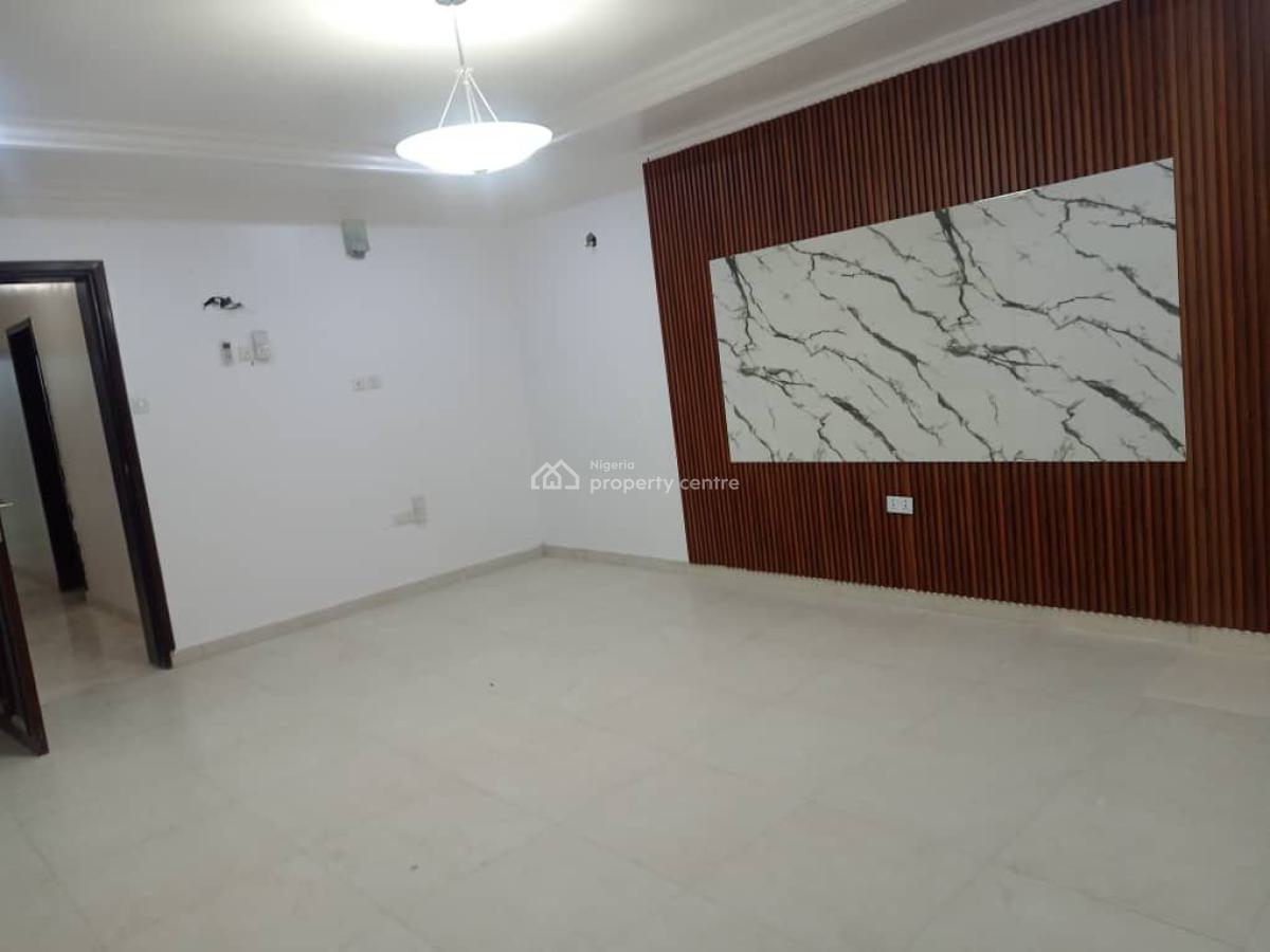 17 Units of Apartments, Off Admiralty Way, Lekki Phase 1, Lekki, Lagos, Flat / Apartment for Rent