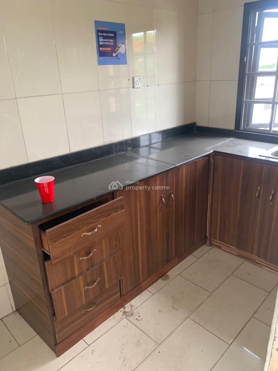 Spacious 5 Bedroom Flat, Ikeja Gra, Ikeja, Lagos, Flat / Apartment for Rent