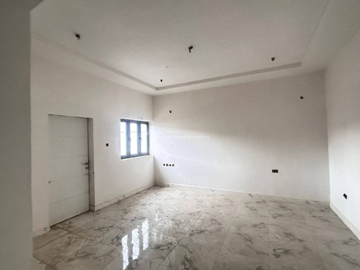 Newly Built Luxury 3 Bedroom Apartments in a Gated Secured Estate, Abule Oja, Yaba, Lagos, Flat / Apartment for Rent