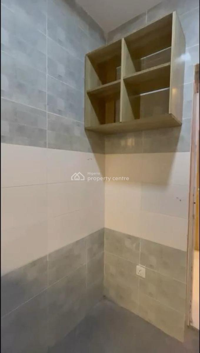 Luxury Studio Apartment, Off University Road, Abule Ijesha,yaba,lagos., Abule Ijesha, Yaba, Lagos, Self Contain (single Rooms) for Sale