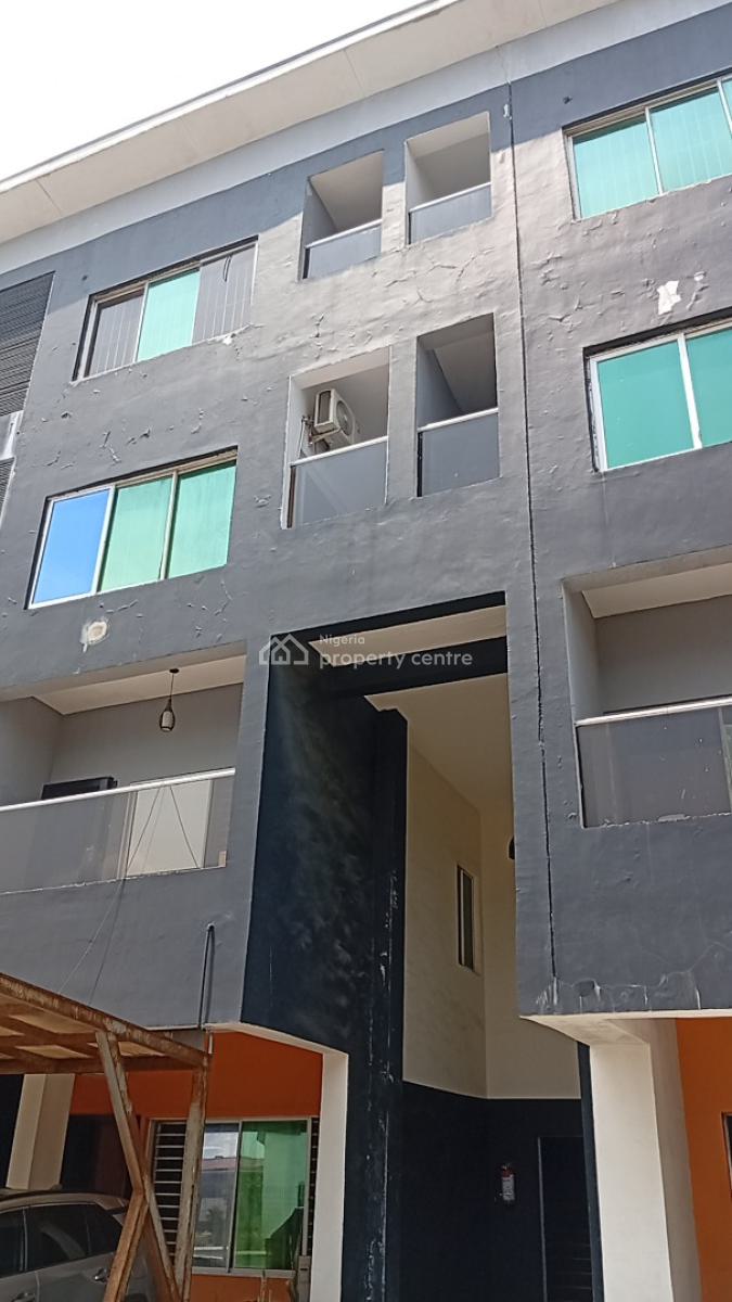 Furnished 2 Bedroom Apartment in an Estate, The Horizon Cyberville Estate, By Elegushi Beach Road, Ikate Elegushi, Lekki, Lagos, Flat / Apartment for Sale