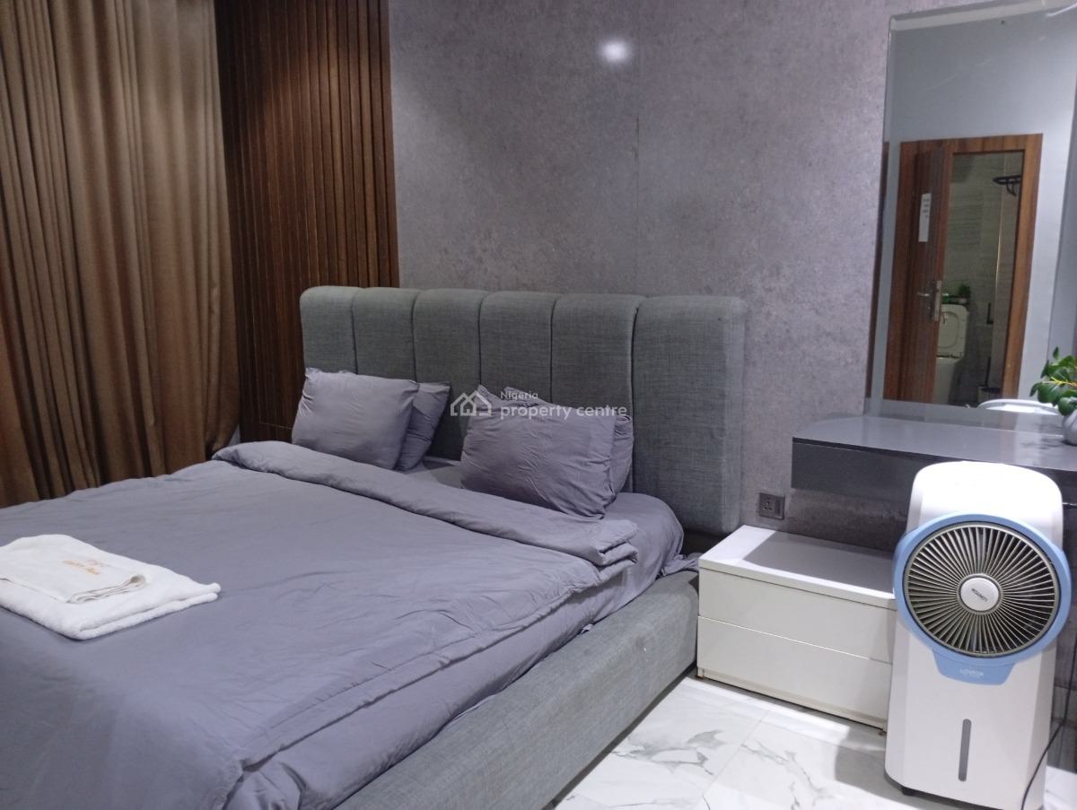 Furnished 2 Bedroom Apartment in an Estate, The Horizon Cyberville Estate, By Elegushi Beach Road, Ikate Elegushi, Lekki, Lagos, Flat / Apartment for Sale