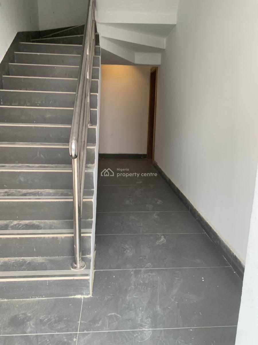 2 Bedroom Maisonette, Off Freedom Way, Lekki Phase 1, Lekki, Lagos, Block of Flats for Sale