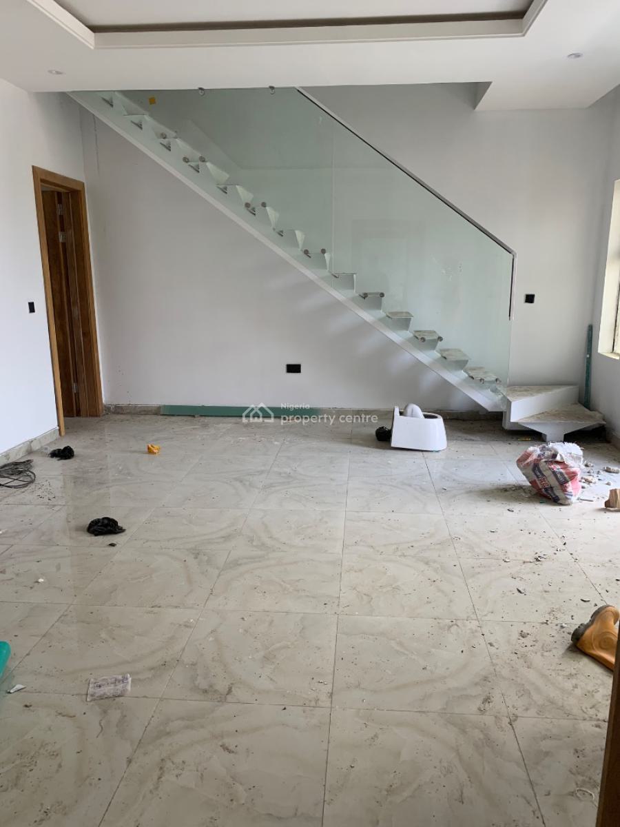2 Bedroom Maisonette, Off Freedom Way, Lekki Phase 1, Lekki, Lagos, Block of Flats for Sale