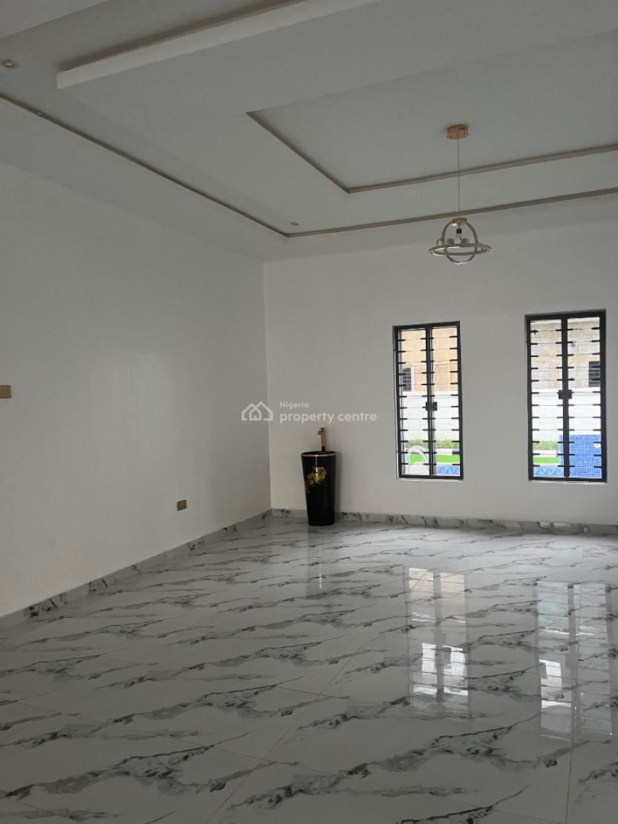6 Bedroom Bathroom Detached, in an Estate, Gwarinpa, Abuja, Detached Duplex for Sale
