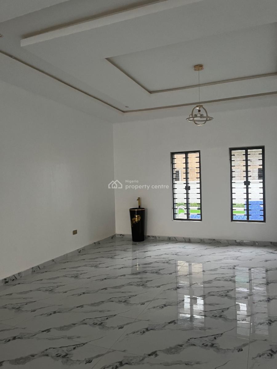 6 Bedroom Bathroom Detached, in an Estate, Gwarinpa, Abuja, Detached Duplex for Sale