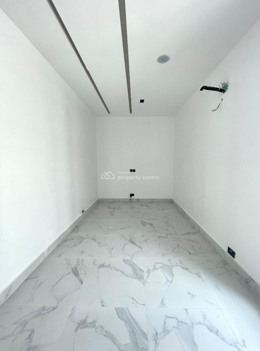 Aesthetically Pleasing 5 Bedroom Duplex with a Bq, Chevron, Lekki, Lagos, House for Sale