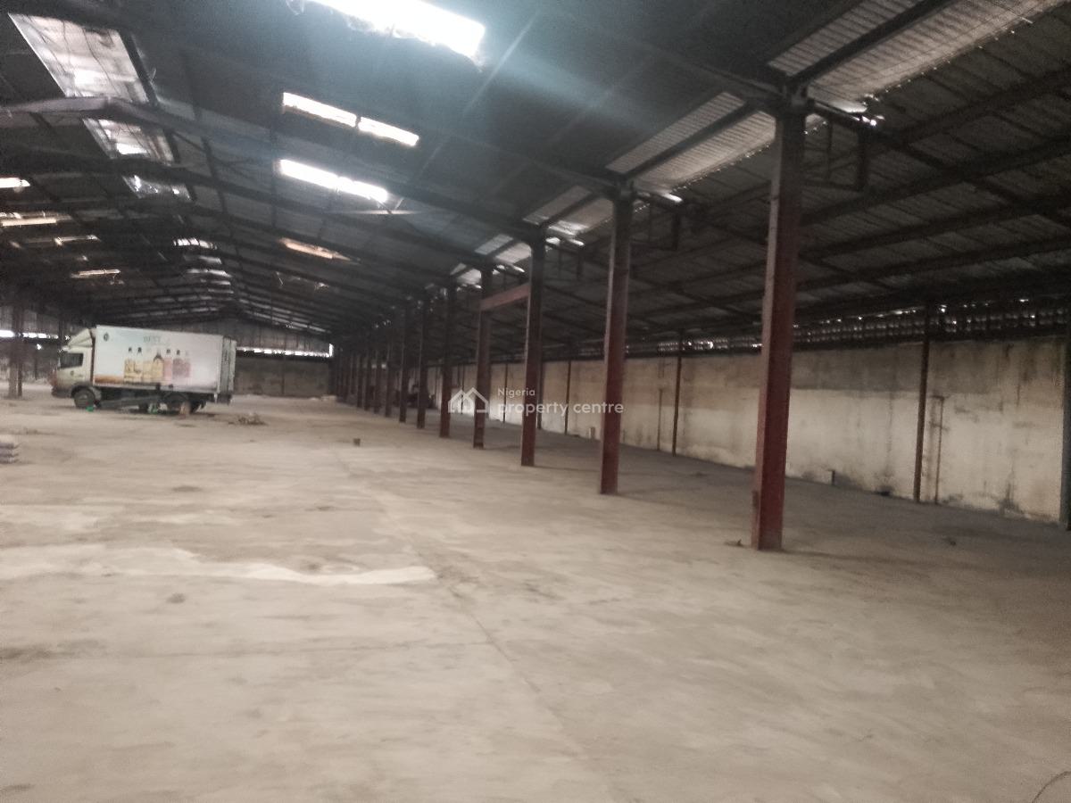 Massive Self Compound 6,300 Sqm Warehouse, Acme, Ikeja, Lagos, Warehouse for Rent