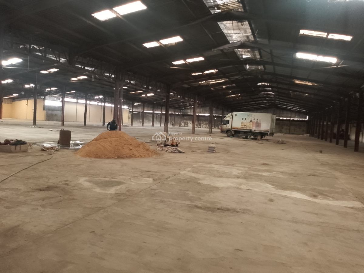 Massive Self Compound 6,300 Sqm Warehouse, Acme, Ikeja, Lagos, Warehouse for Rent