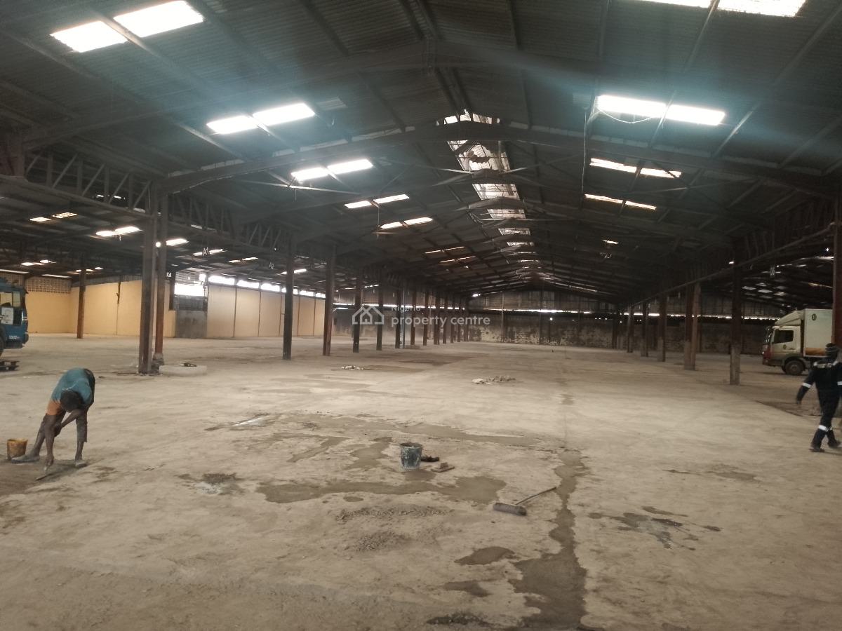 Massive Self Compound 6,300 Sqm Warehouse, Acme, Ikeja, Lagos, Warehouse for Rent