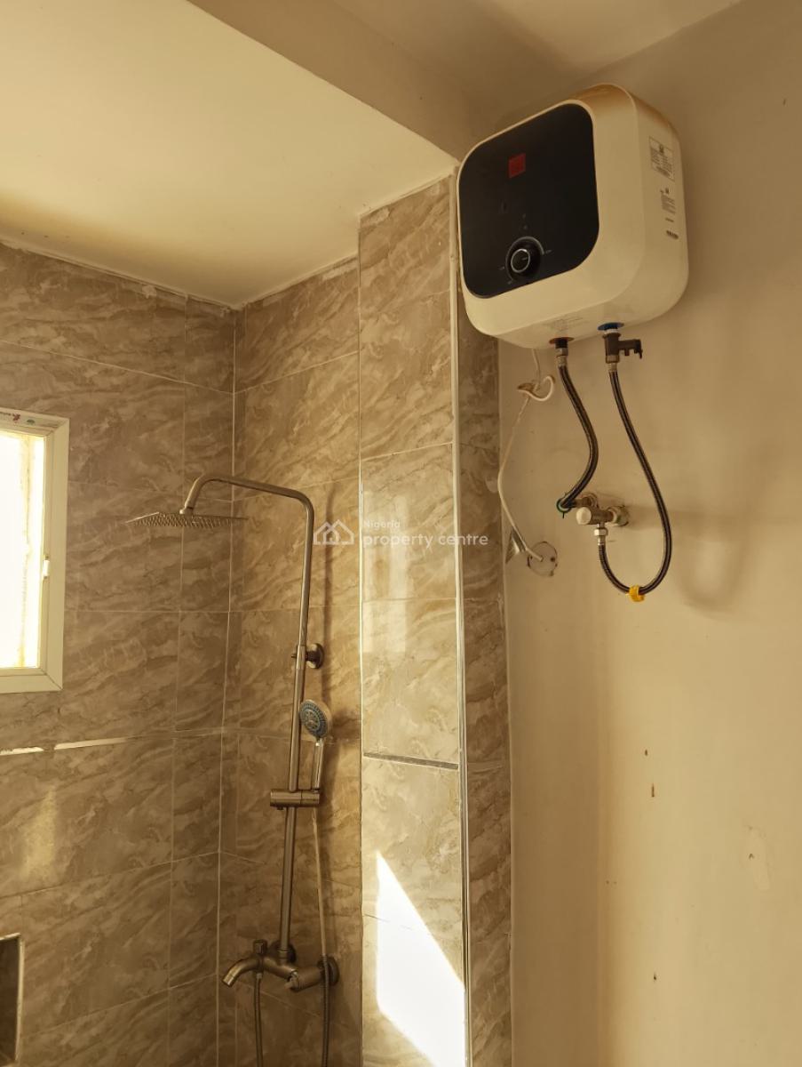 Spacious Two Bedroom Flat, Durumi, Abuja, Flat / Apartment for Rent