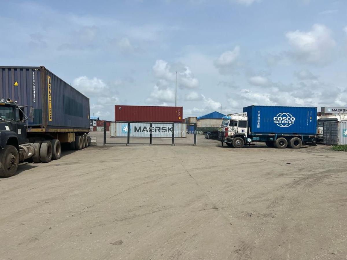 Warehouse on a Land Measuring 49,514sqm, Sanya Bus Stop By Cele Apapa Oshodi Expressway, Apapa, Lagos, Warehouse for Sale