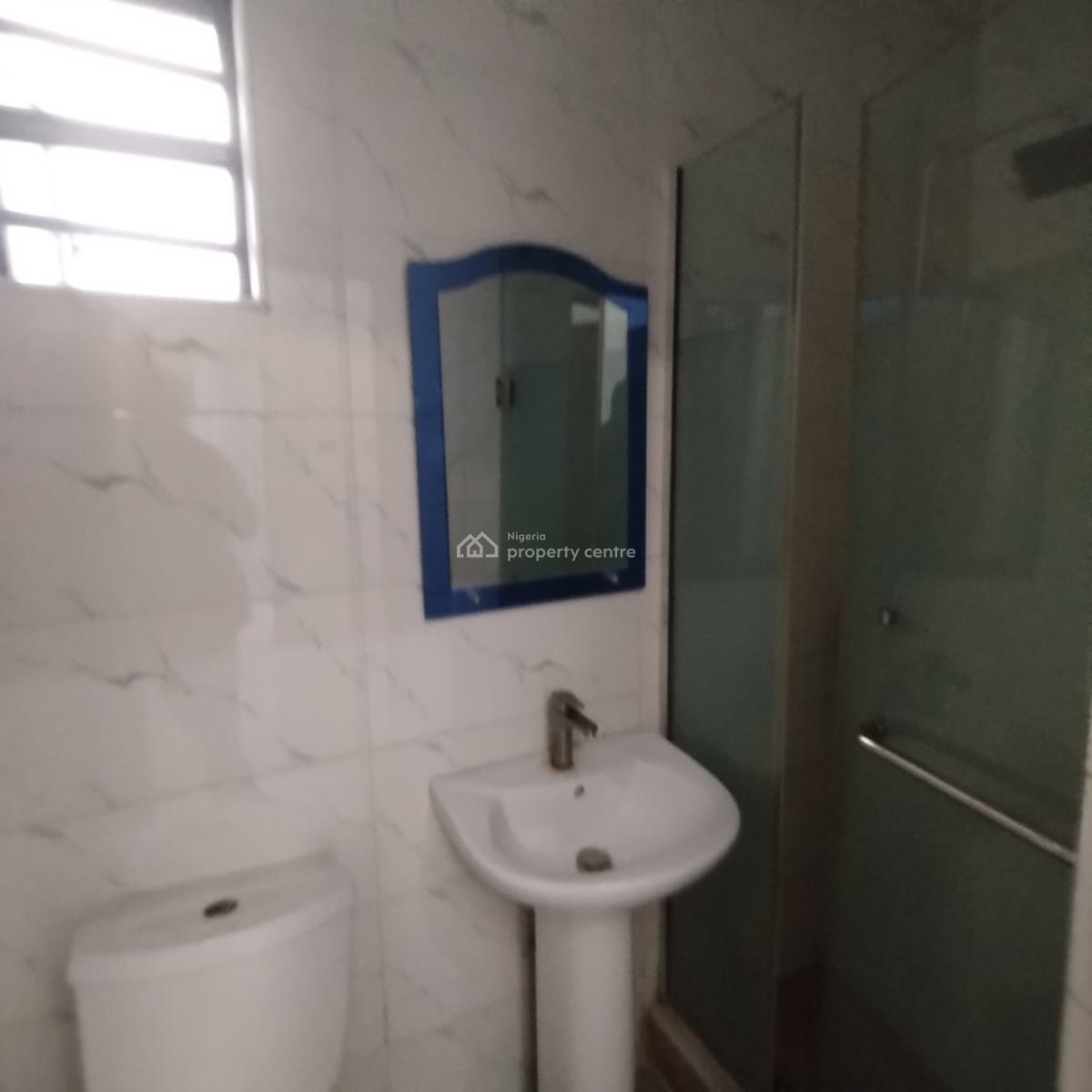 Fantastic 4 Bedroom Terrace Duplex, Estate Near Royal Pine Estate, Orchid Road, Lekki Expressway, Lekki, Lagos, Terraced Duplex for Rent
