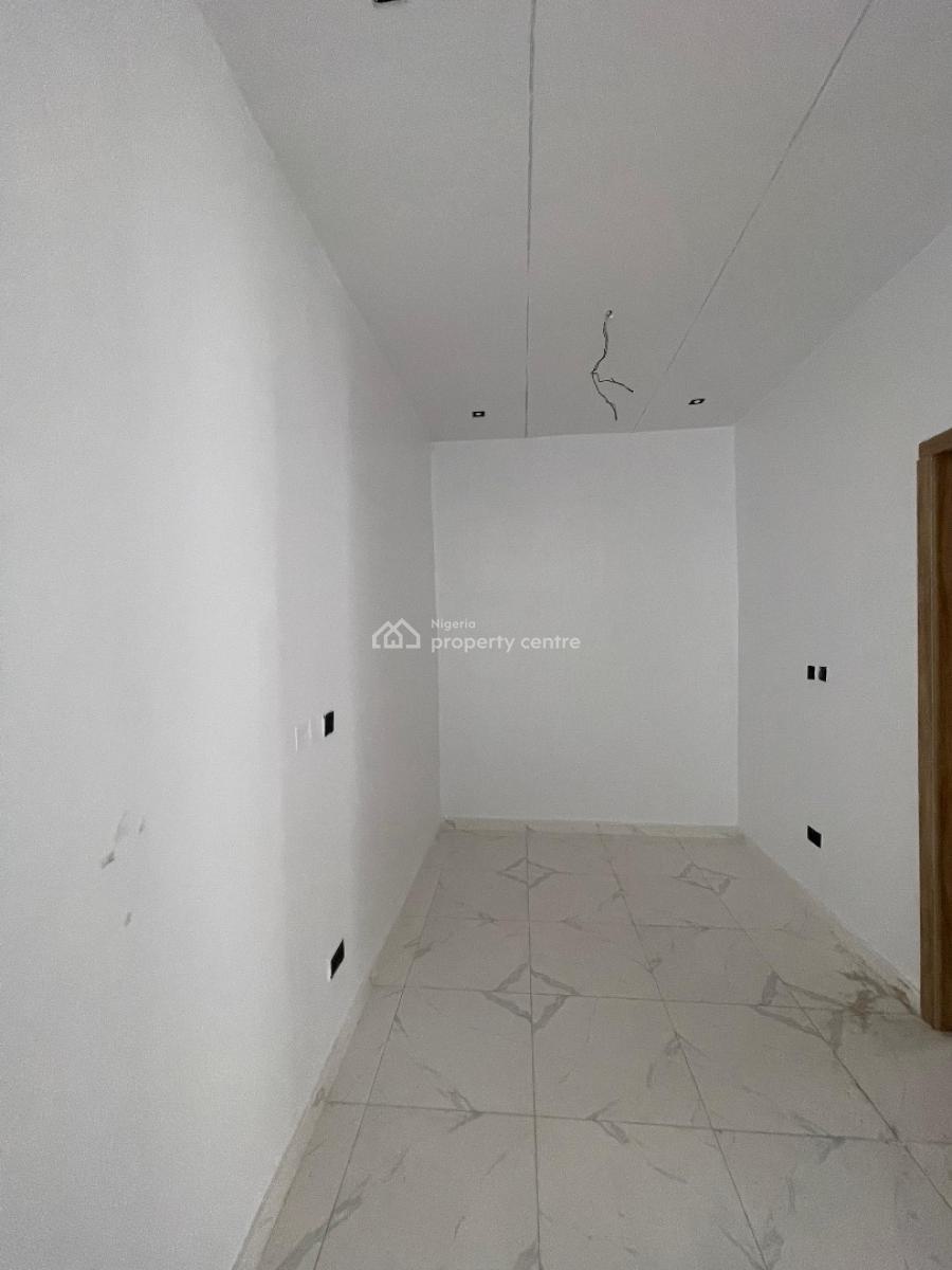 Exquisite Self Compound 4 Bedroom Terrace Duplex in Secure Estate, Ikota, Lekki, Lagos, Terraced Duplex for Sale